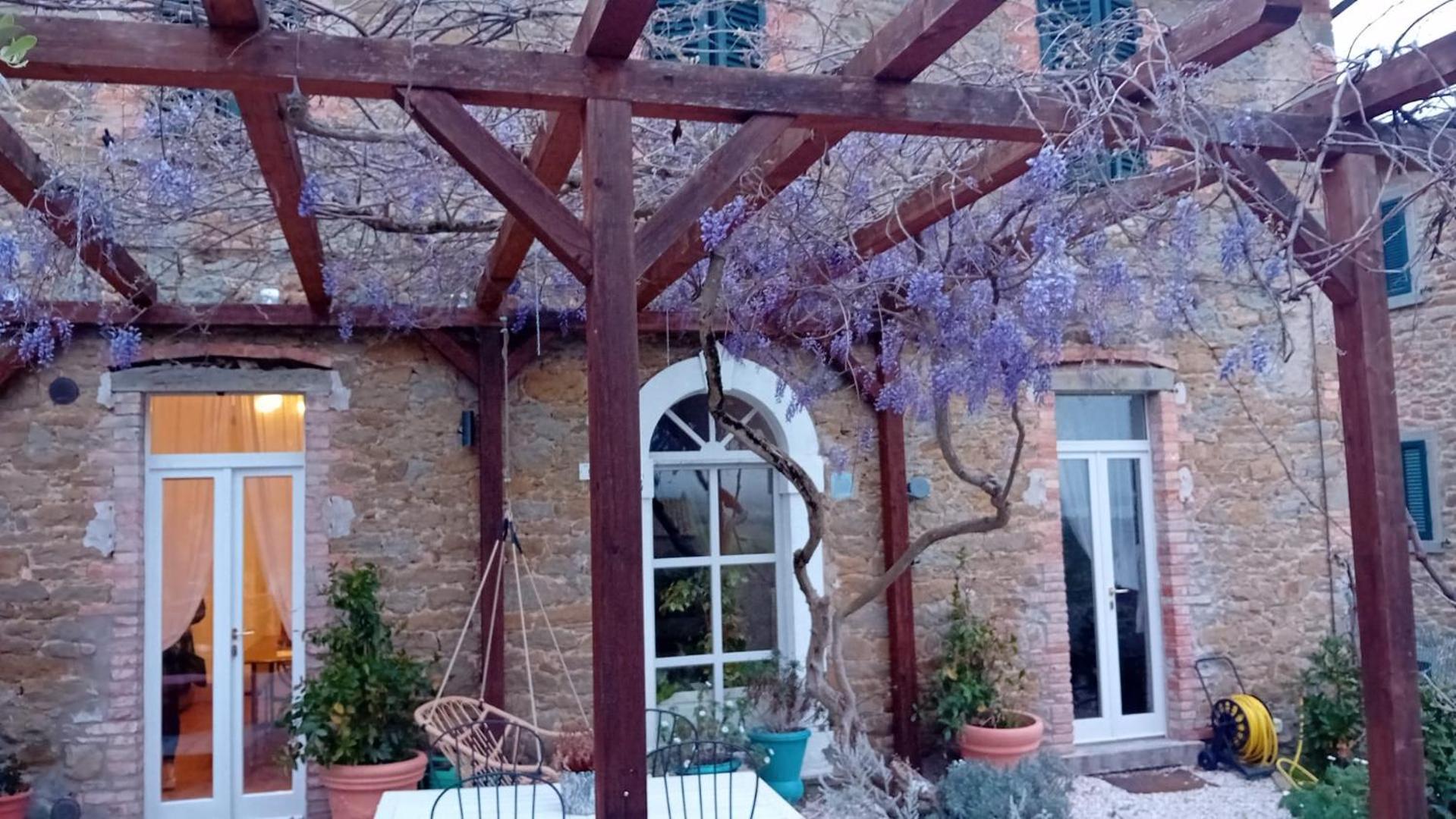 Private Stone Cottage With Starlink & Lake View Tuoro sul Trasimeno Exterior photo